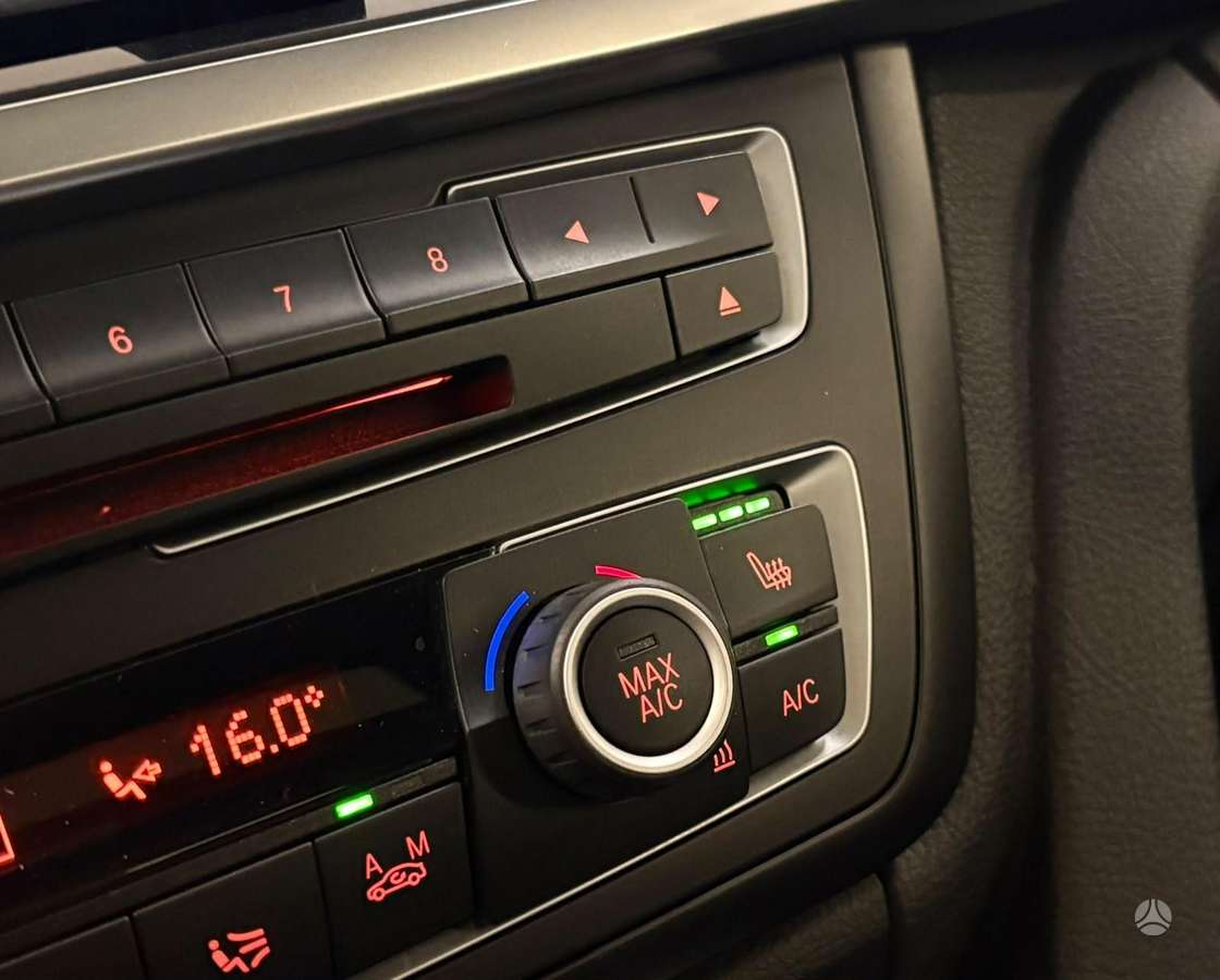 BMW 320, 2.0 l., Седан