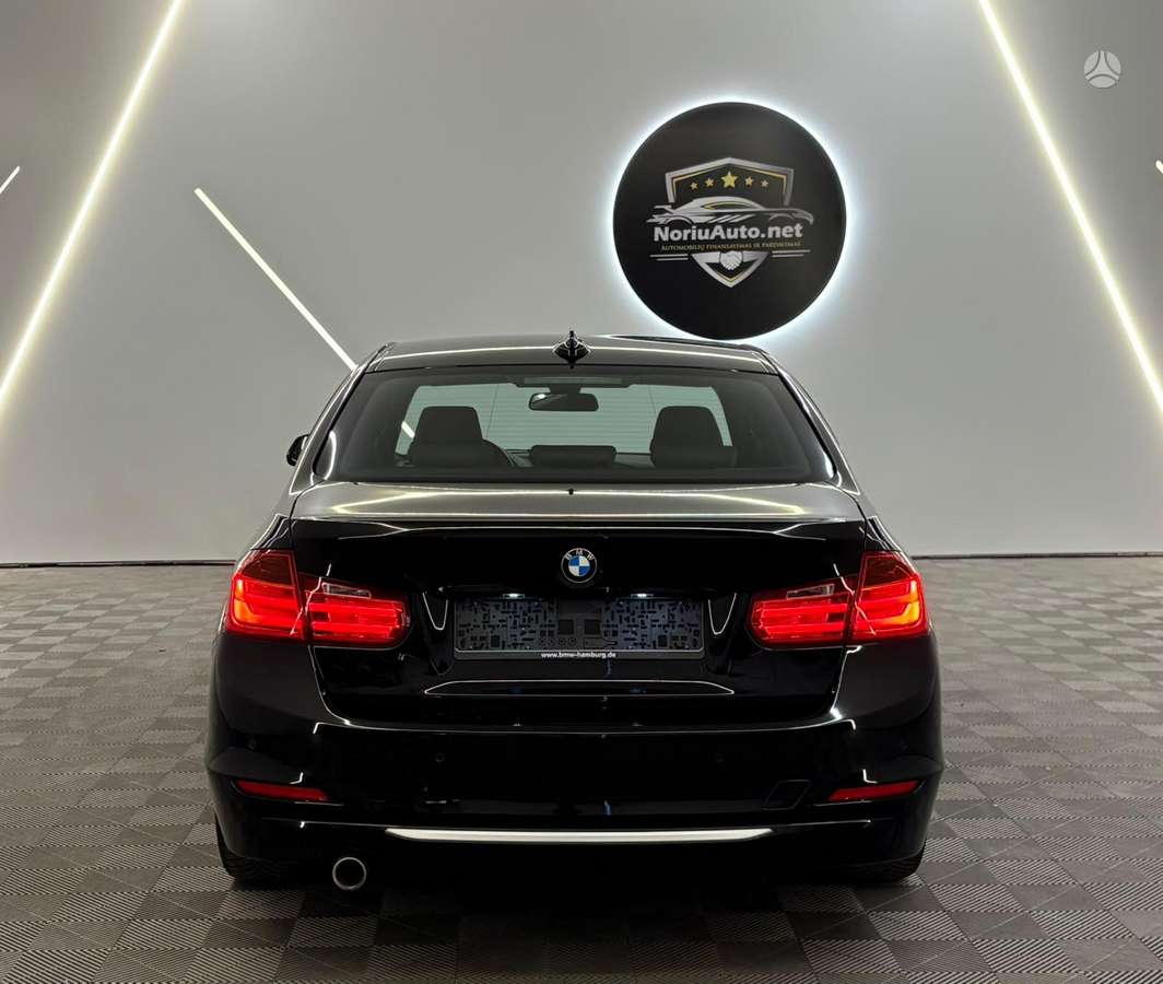 BMW 320, 2.0 l., Седан