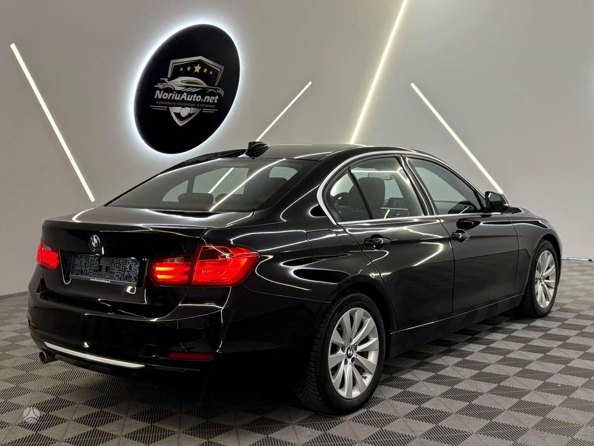 BMW 320, 2.0 l., Седан
