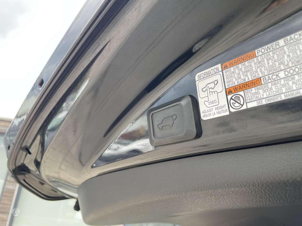Toyota RAV4 - 9