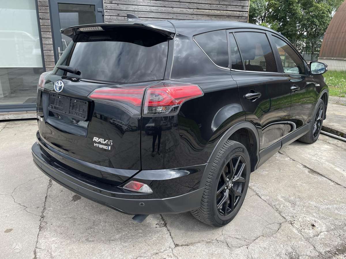 Toyota RAV4 - 4