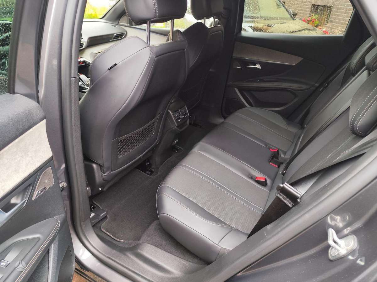 Peugeot 3008 - 8