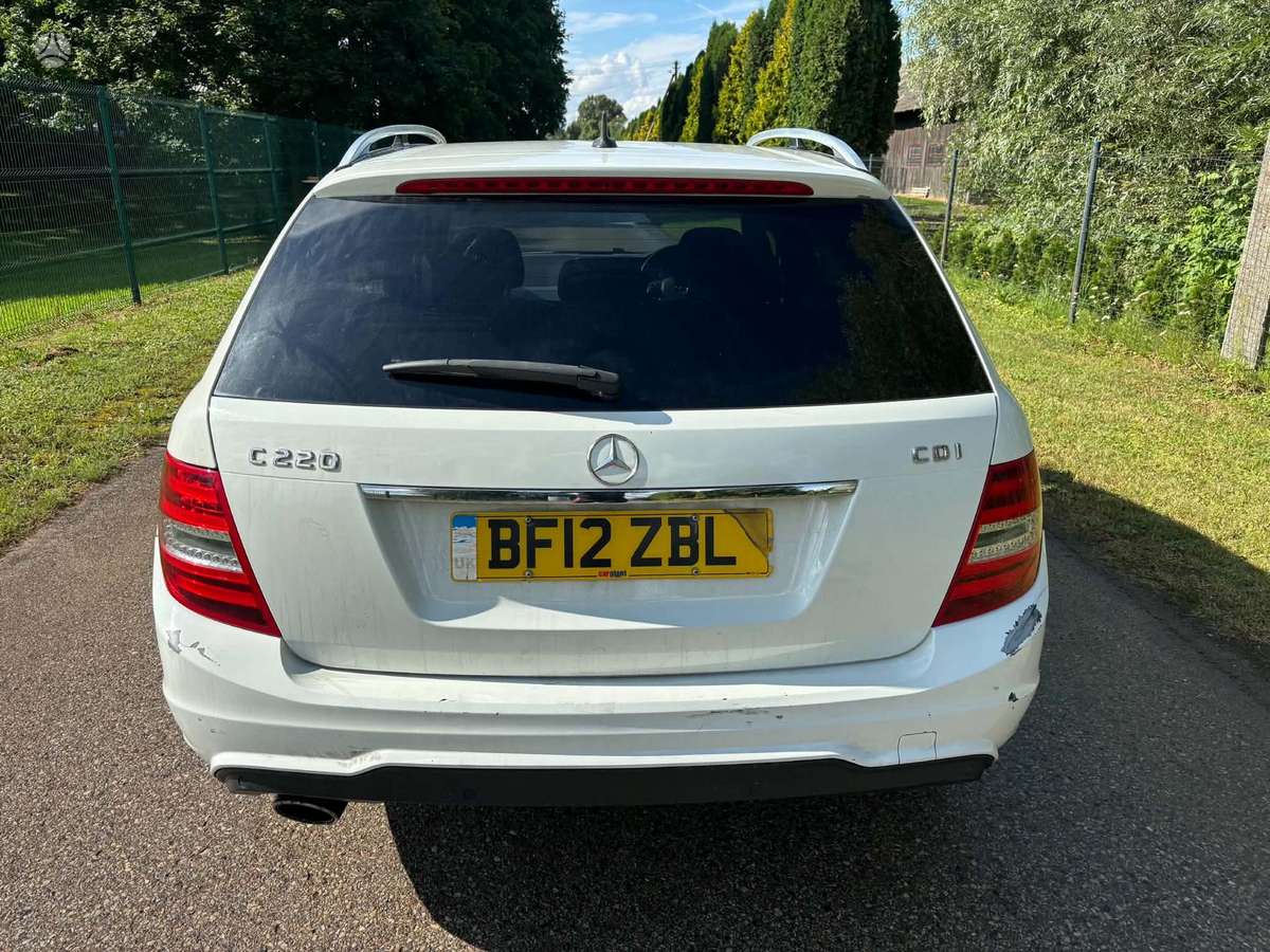 Mercedes-Benz C220, 651, Dalimis