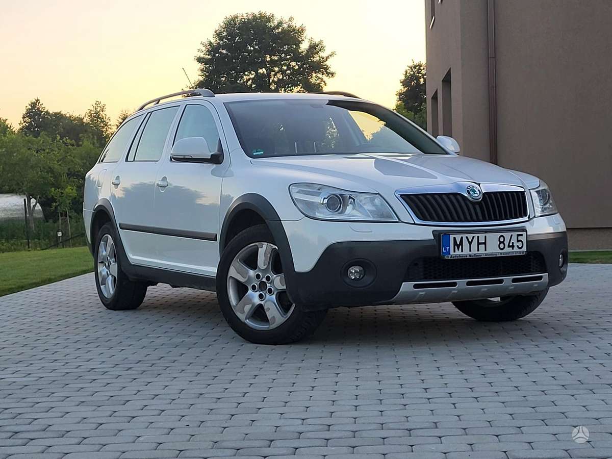 Škoda Octavia Scout - 1