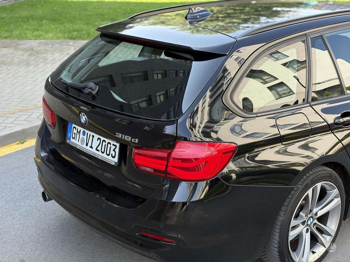 BMW 320, 2.0 l., wagon