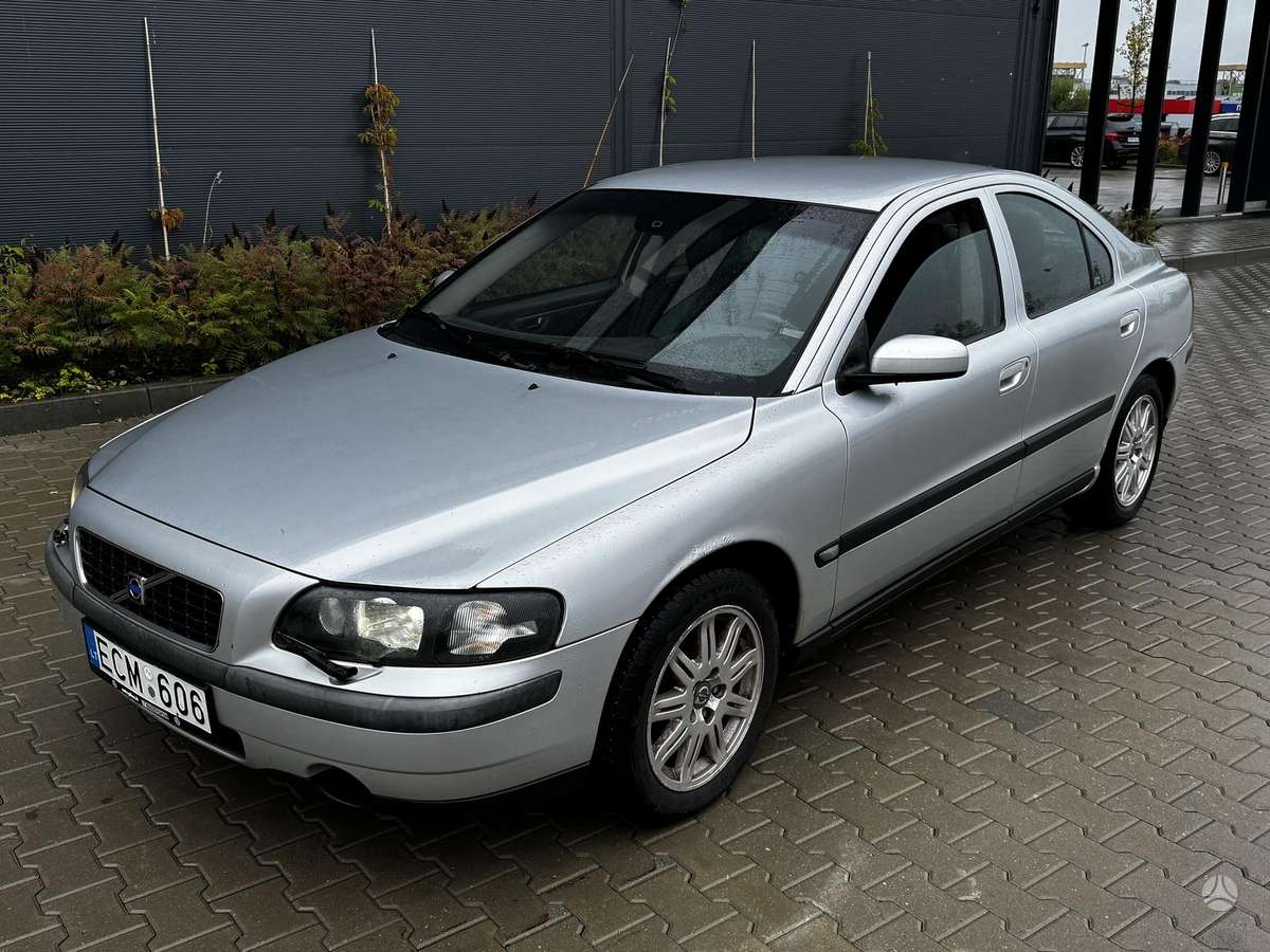 Volvo S60, 2.4 l., Седан