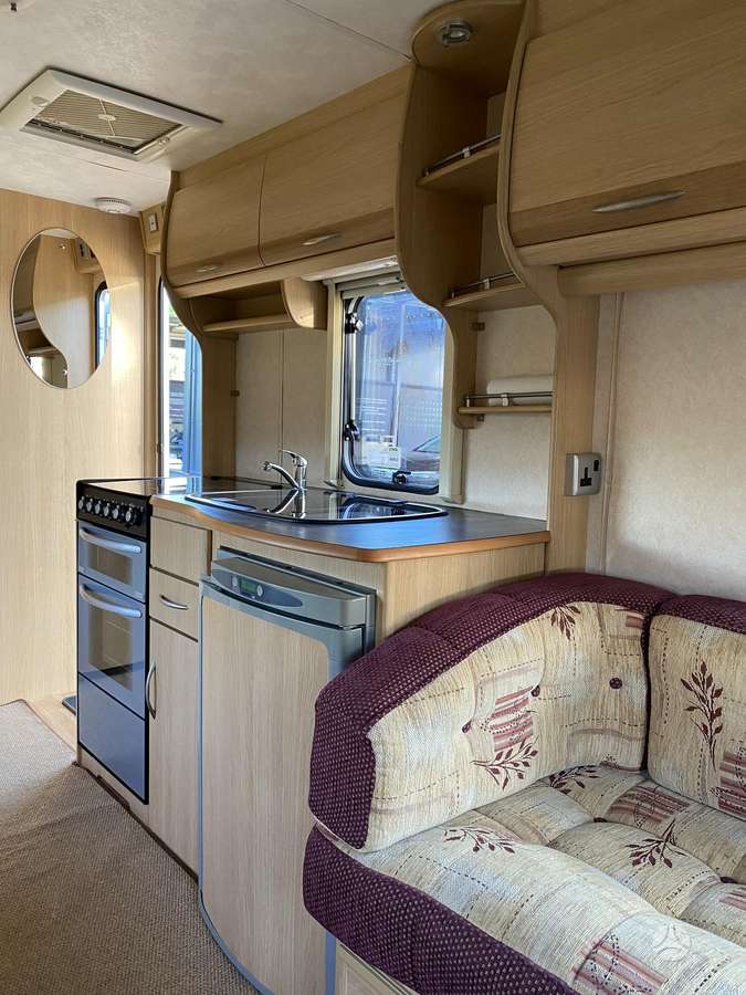 Coachmen Amara, prikabinami nameliai