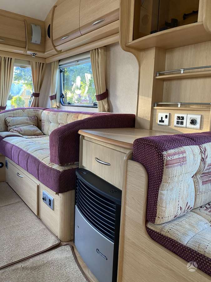 Coachmen Amara, prikabinami nameliai