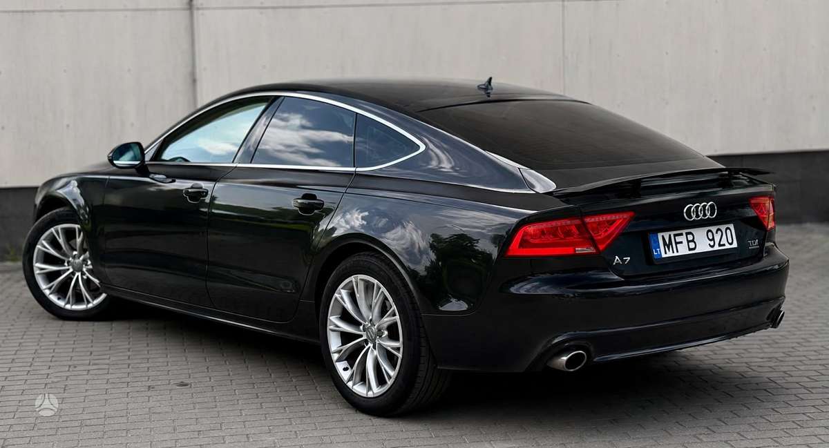Audi A7, 3.0 l., Седан