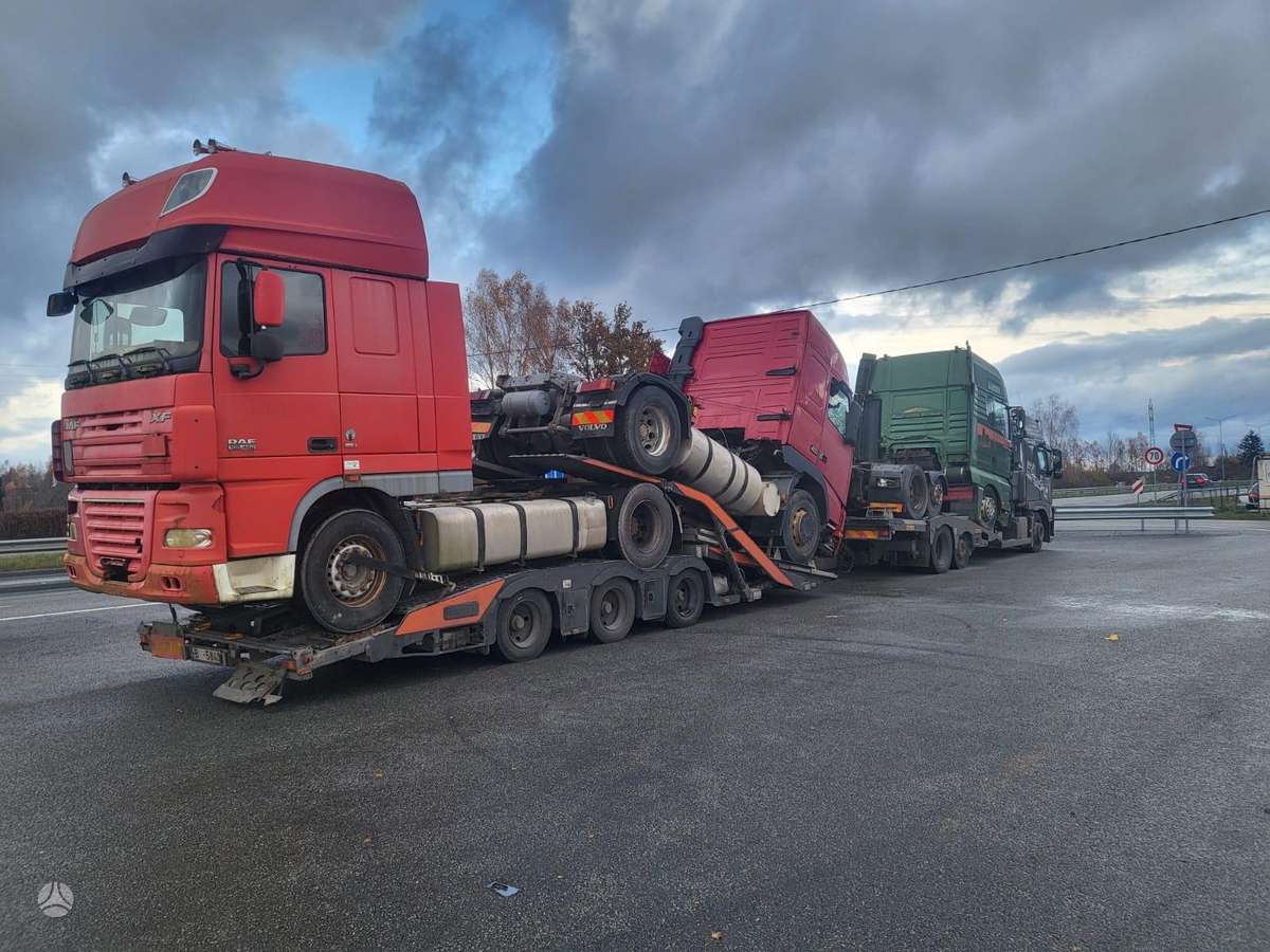 Renault MAGNUM, single sleeper
