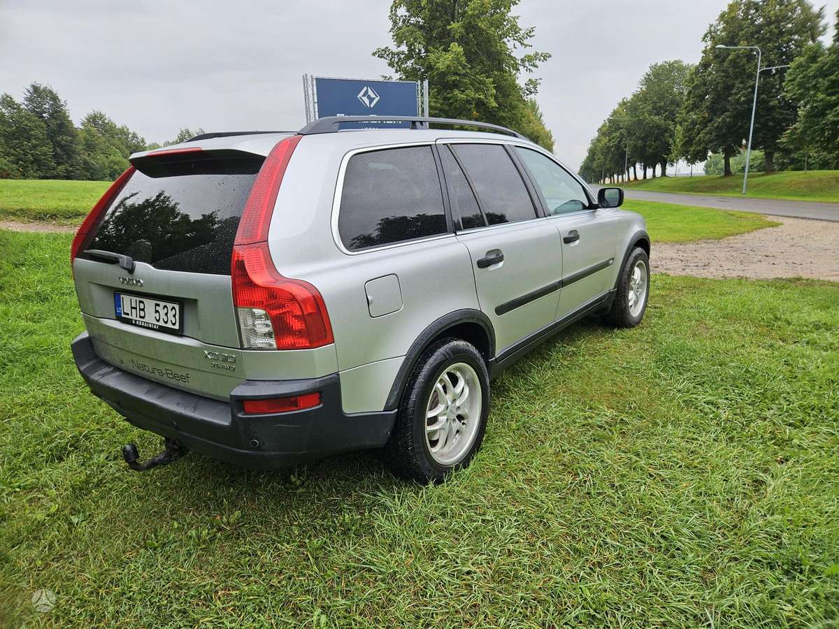 Volvo XC90 - 5