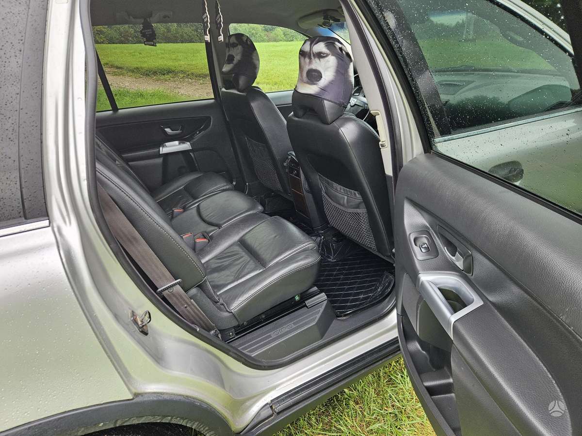 Volvo XC90 - 6