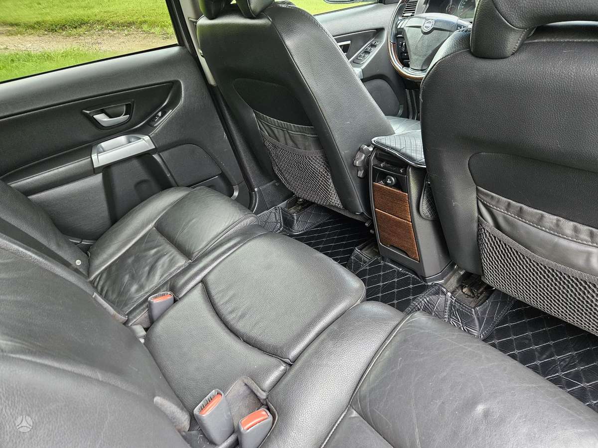 Volvo XC90 - 7