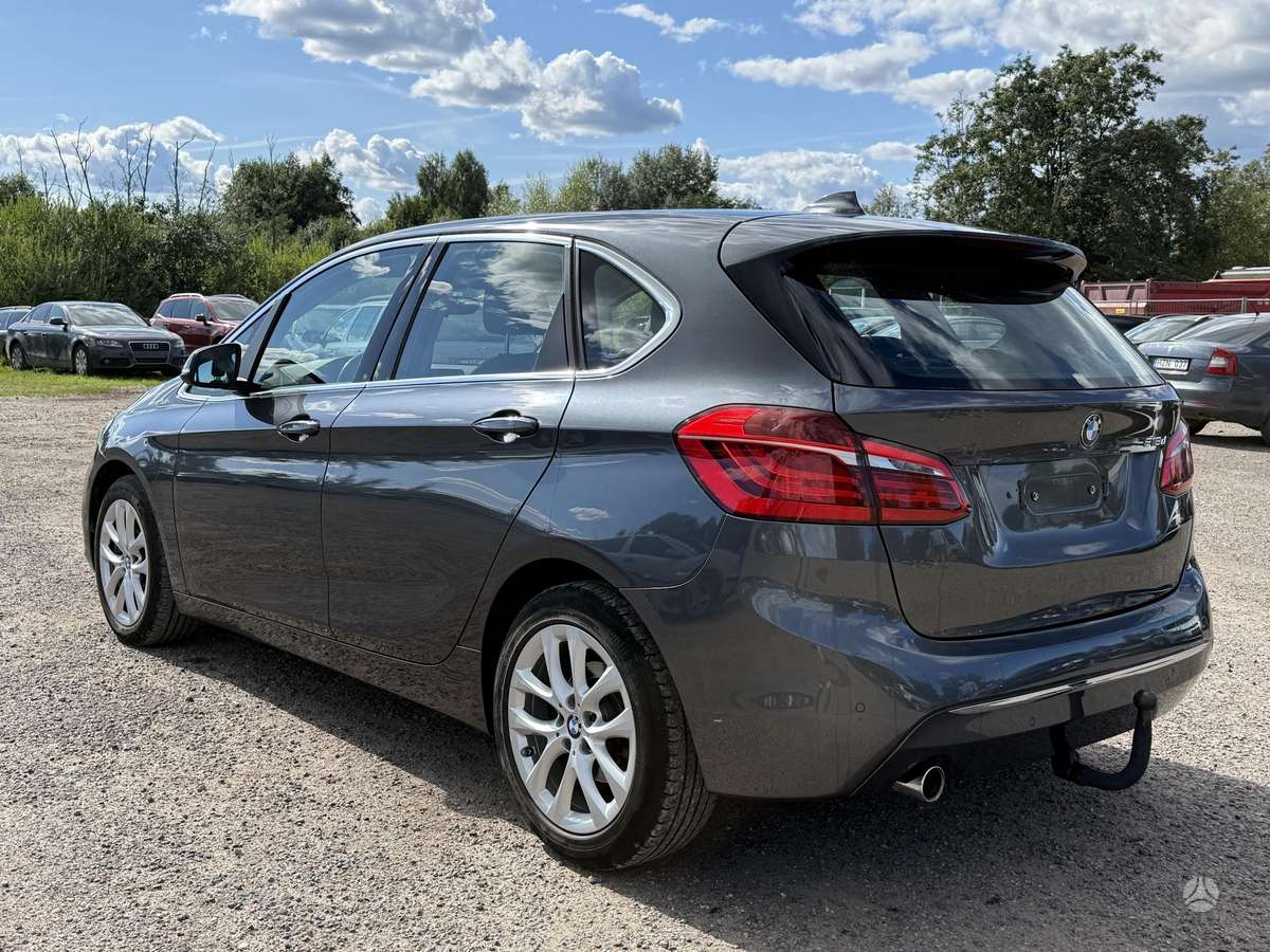 BMW 218 Active Tourer, 2.0 l., Хэтчбек
