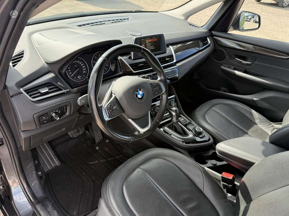 BMW 218 Active Tourer, 2.0 l., Хэтчбек