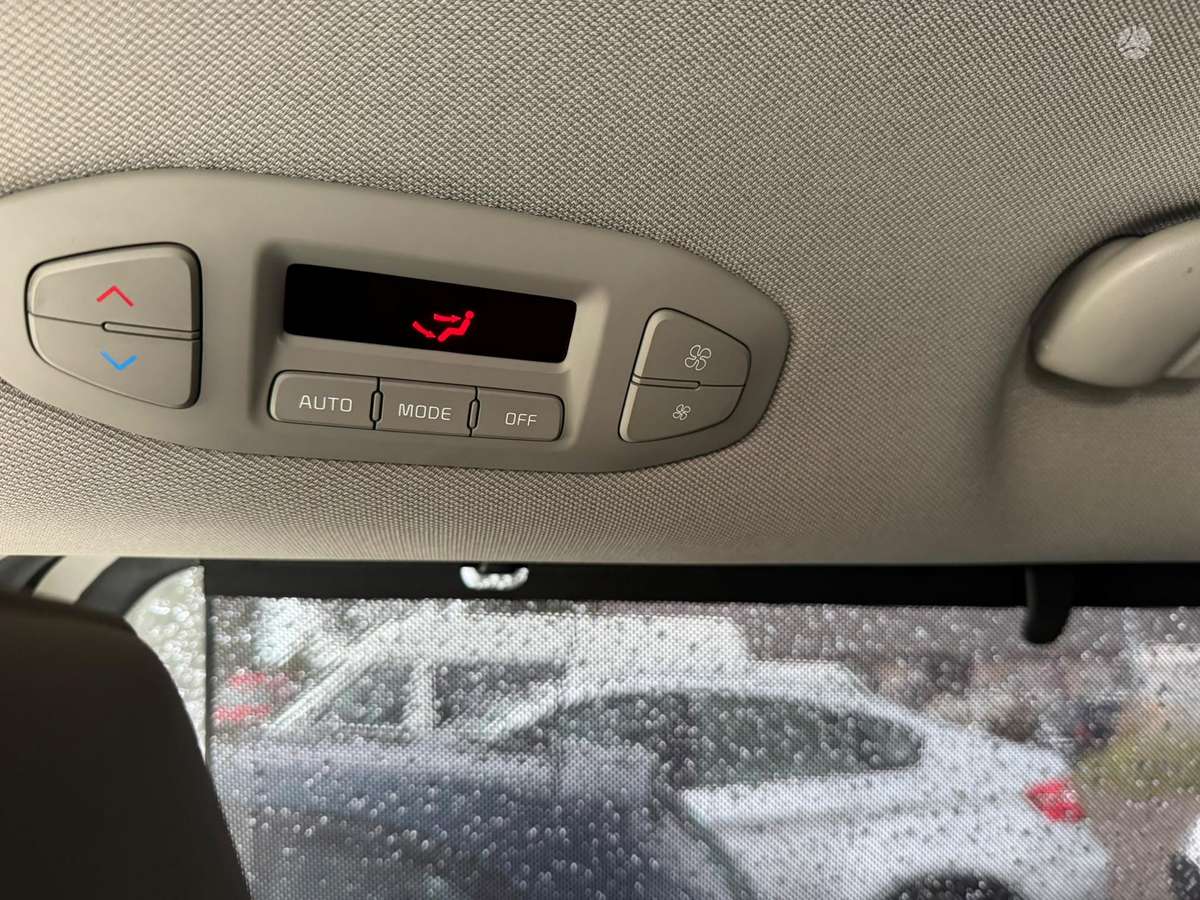 Kia Carnival, 2.2 l., Минивэн