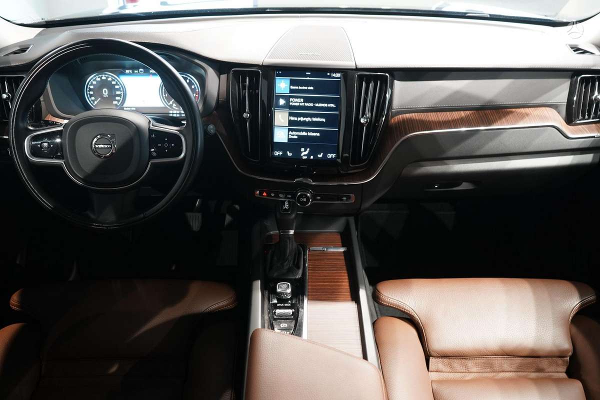 Volvo XC60 - 8