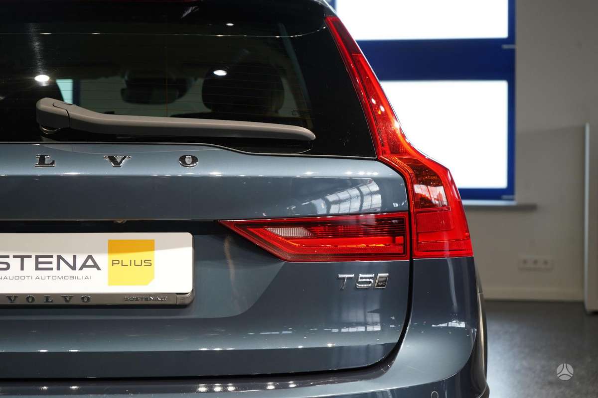 Volvo V90 Cross Country - 7