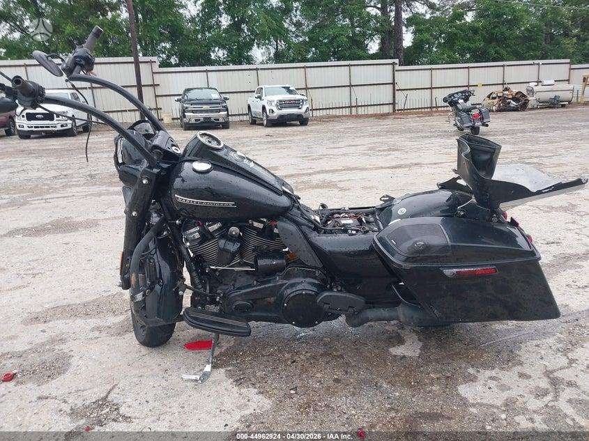 Harley-Davidson FXST, touring / sport touring