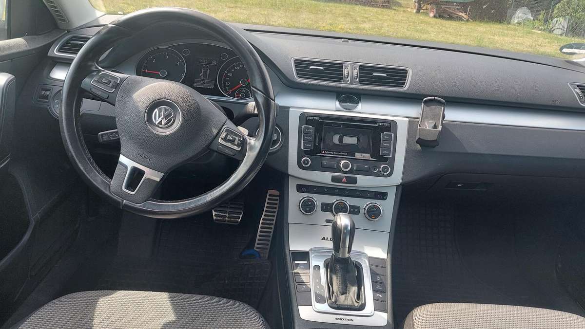 Volkswagen Passat Alltrack - 7