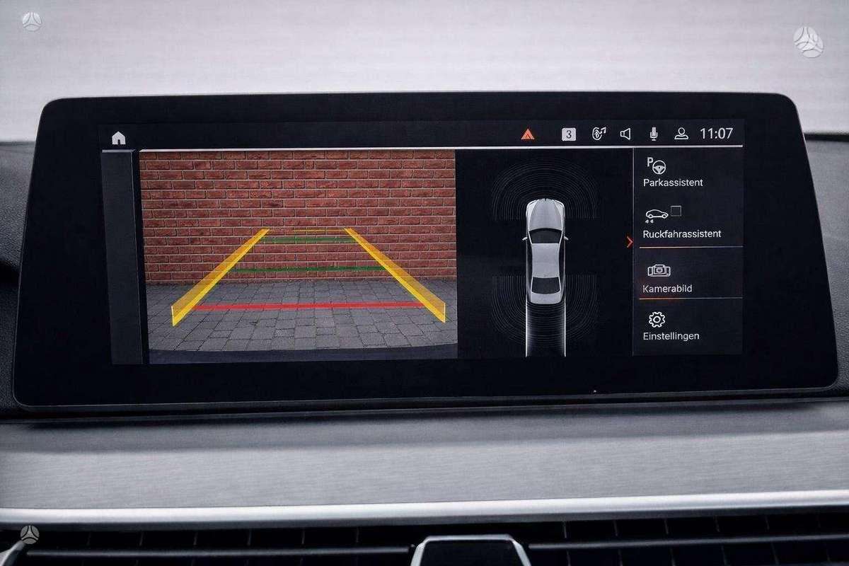 BMW 520, 2.0 l., Седан
