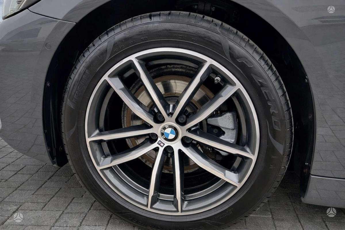 BMW 520, 2.0 l., Седан