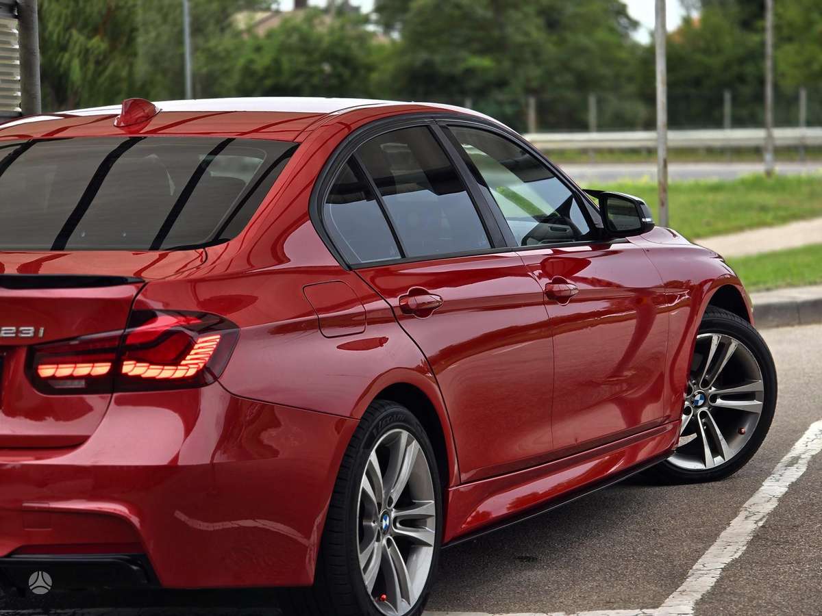 BMW 328, 2.0 l., Седан