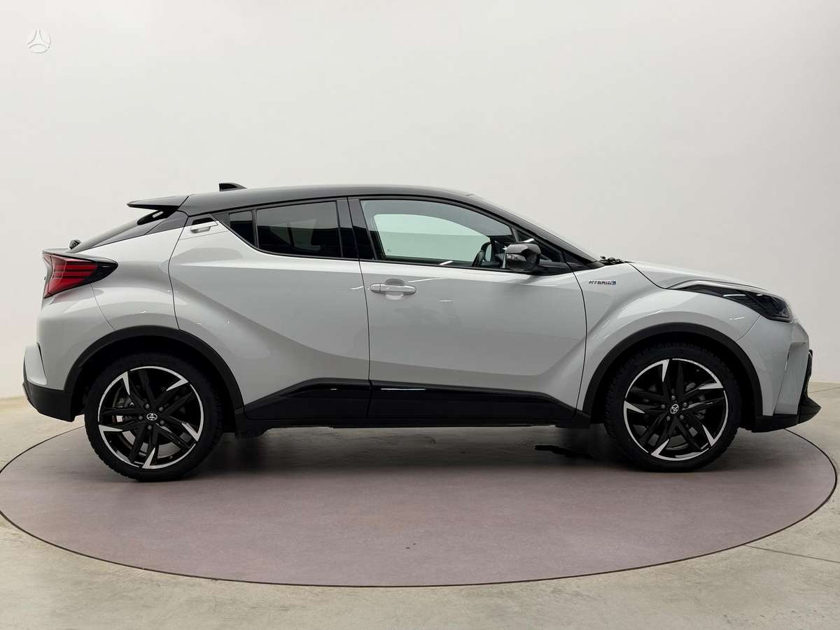 Toyota C-HR - 4