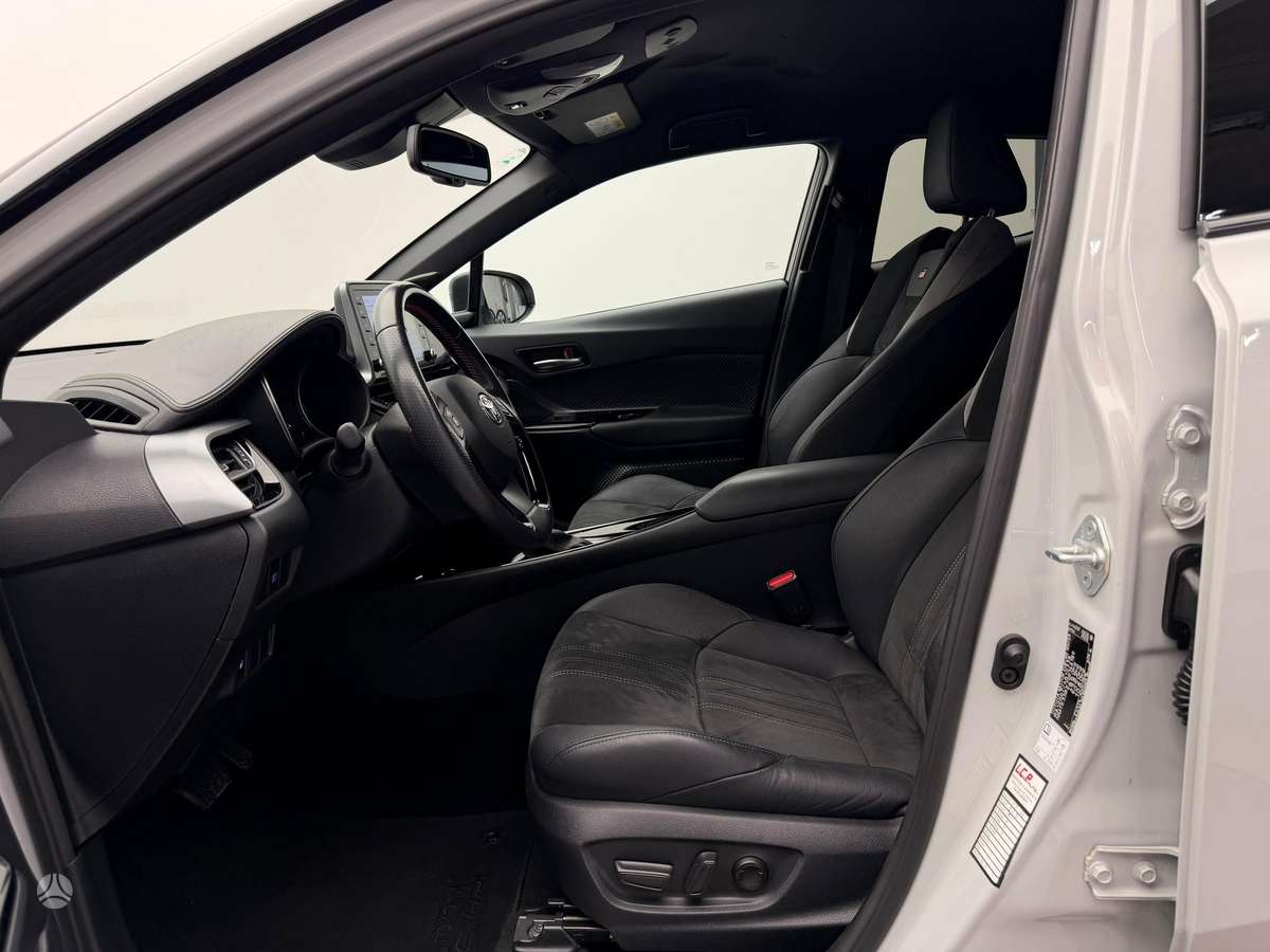 Toyota C-HR - 9