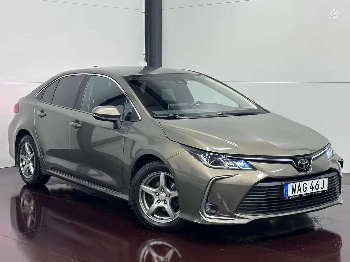 Toyota Corolla - 1