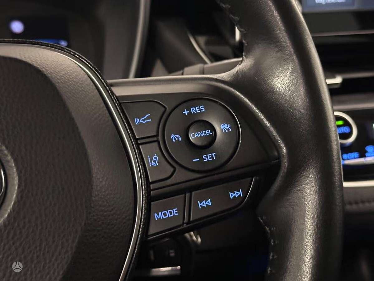 Toyota Corolla - 11