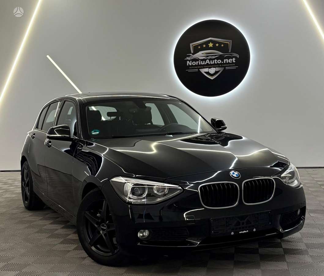 BMW 120, 2.0 l., hatchback