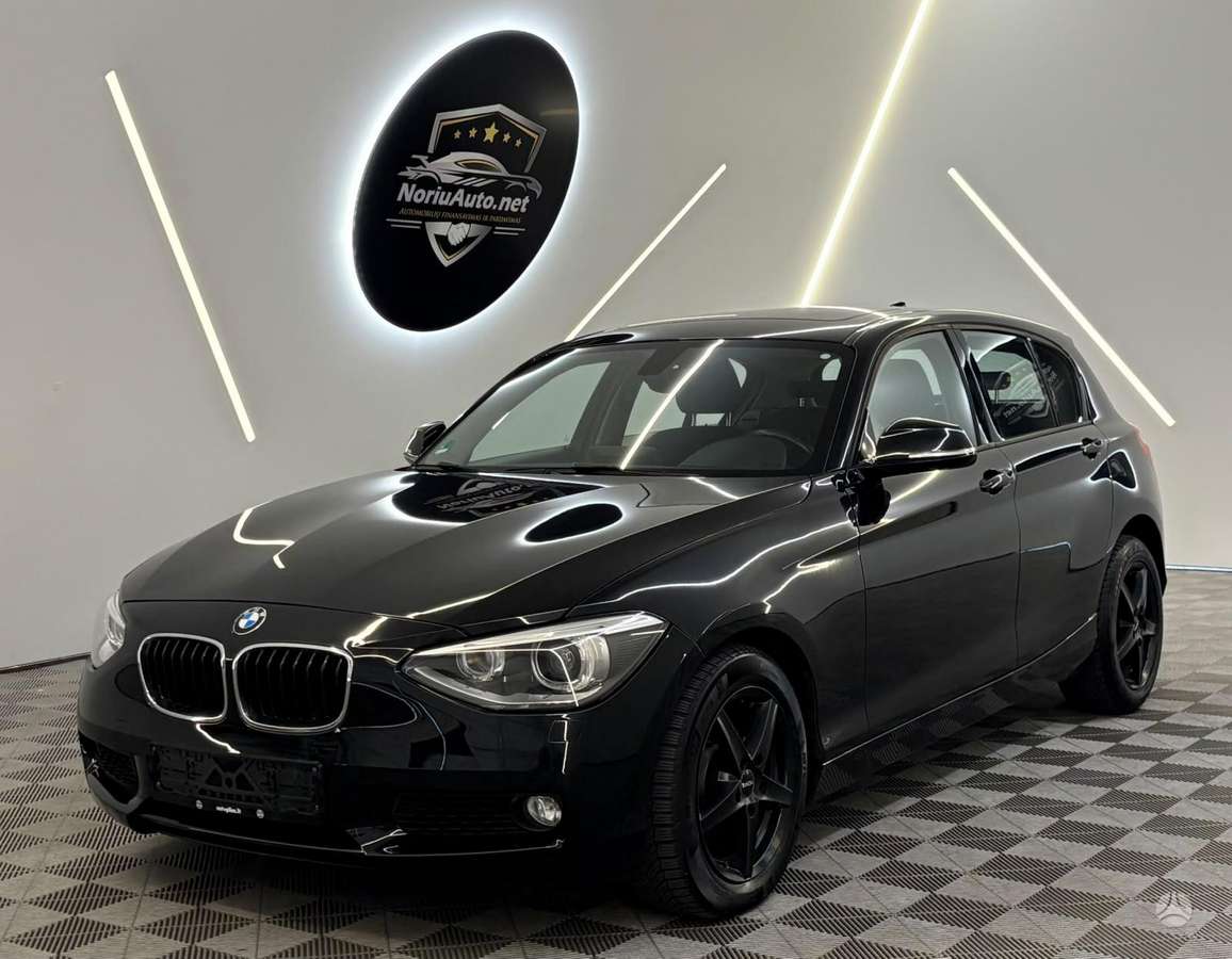 BMW 120, 2.0 l., hatchback