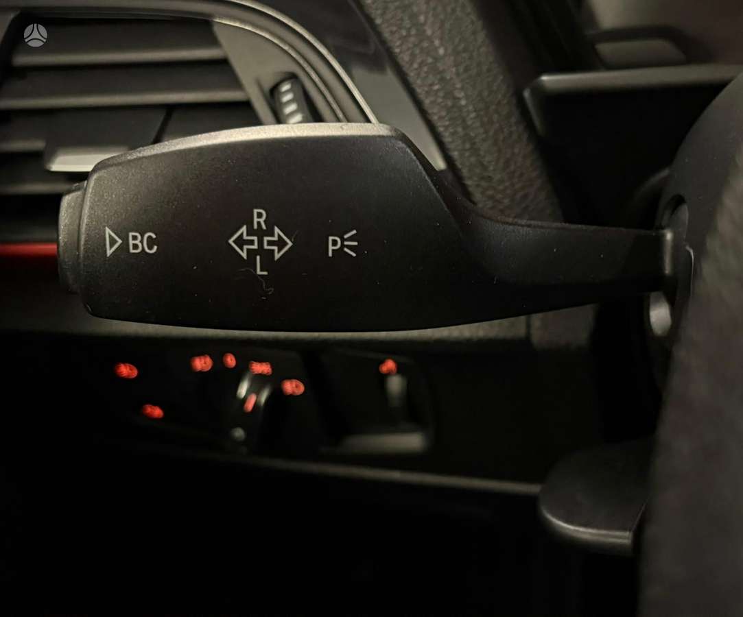 BMW 120, 2.0 l., hatchback