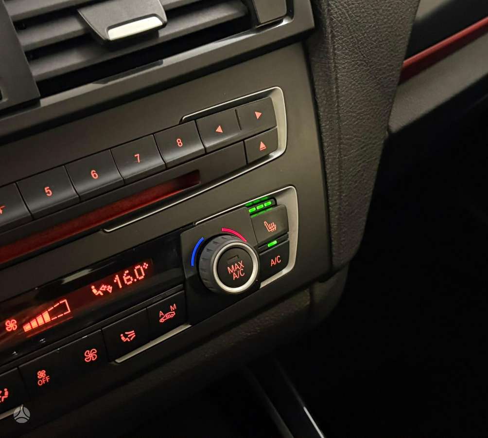 BMW 120, 2.0 l., Хэтчбек
