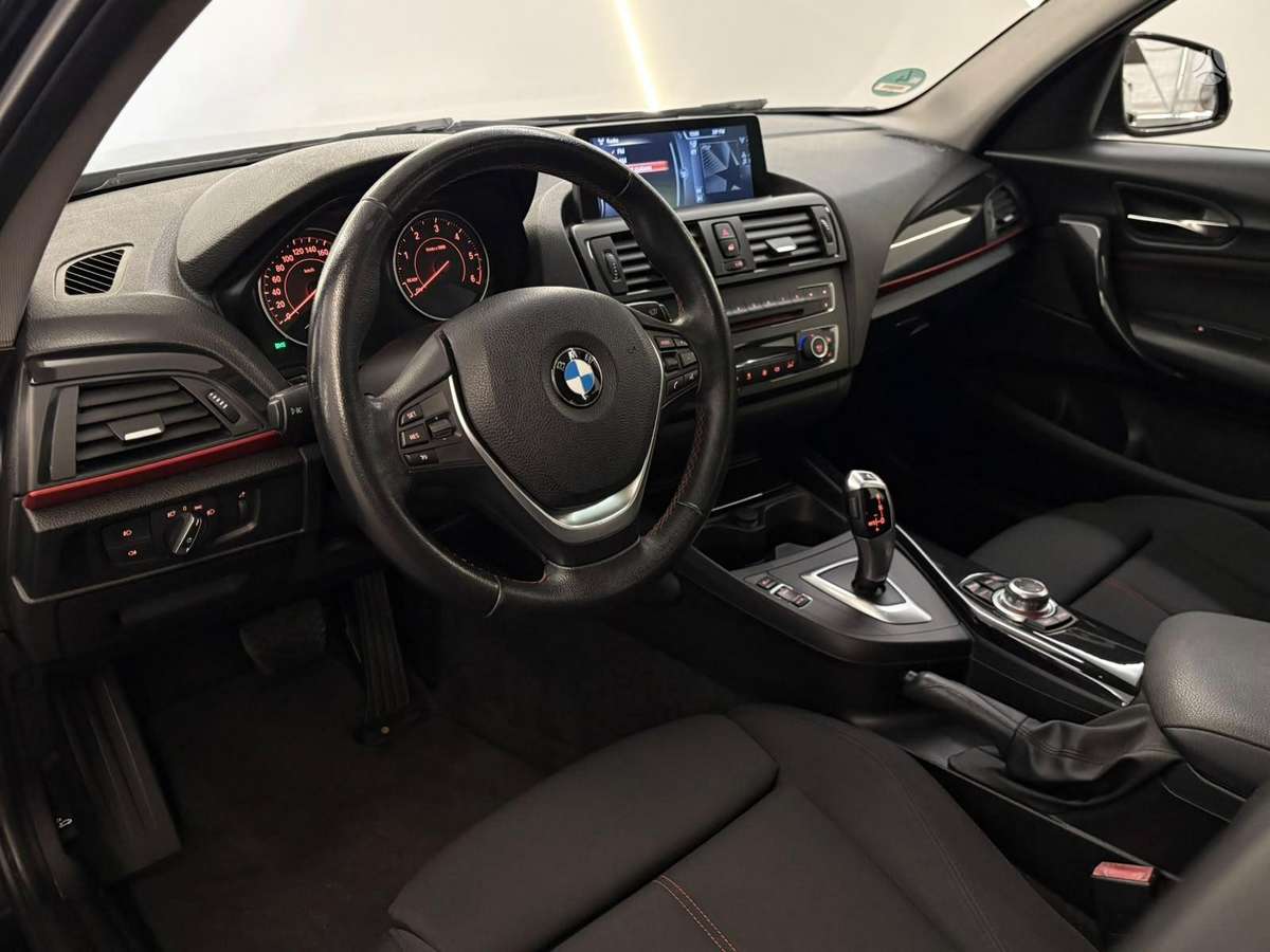 BMW 120, 2.0 l., Хэтчбек