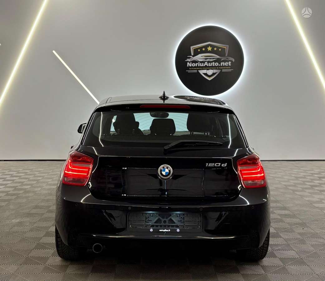 BMW 120, 2.0 l., Хэтчбек