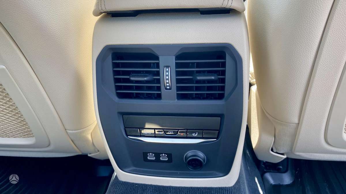 BMW 320, 2.0 l., Седан