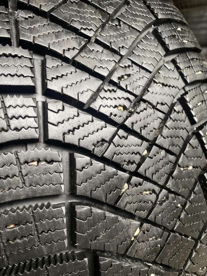 Pirelli, зимние 215/50 R19