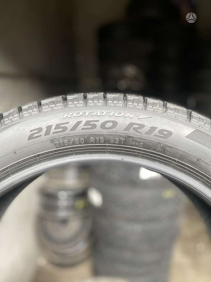 Pirelli, зимние 215/50 R19
