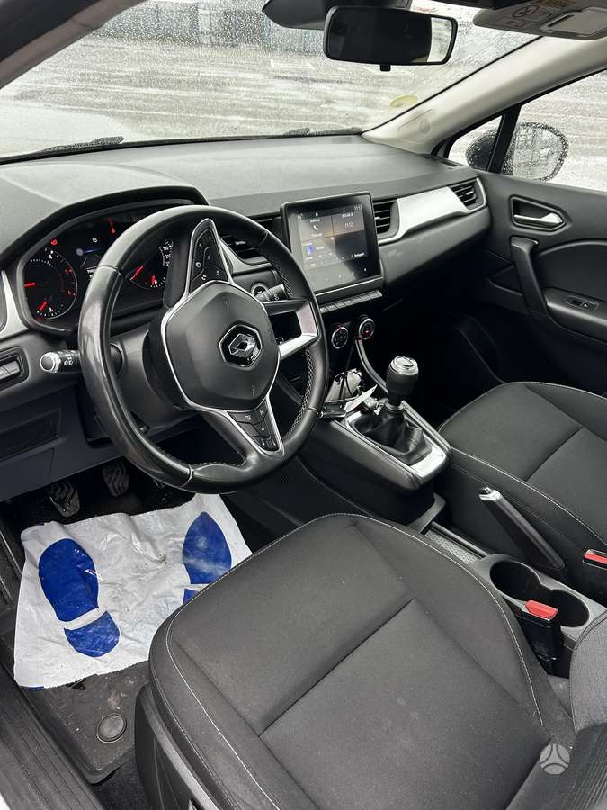 Renault Captur - 10