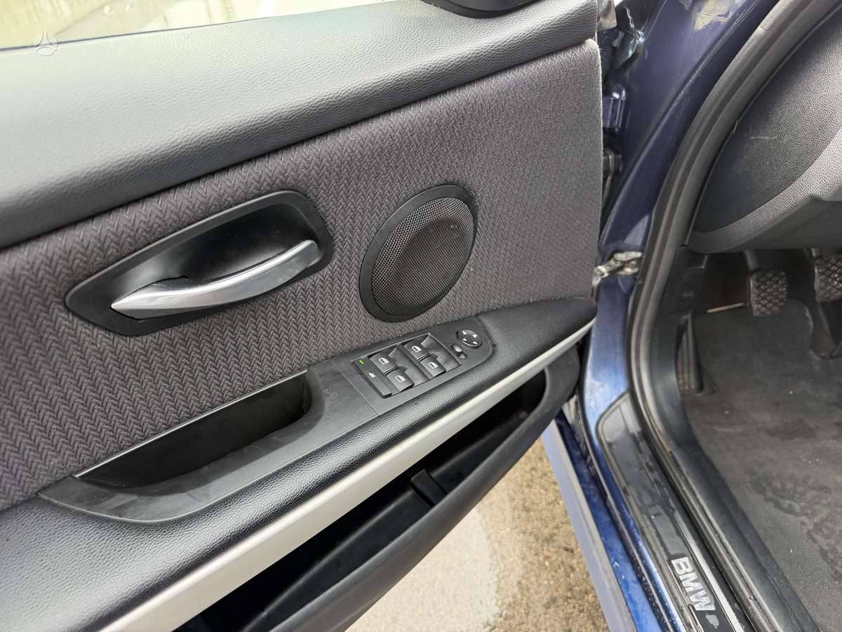 BMW 320, 2.0 l., Универсал