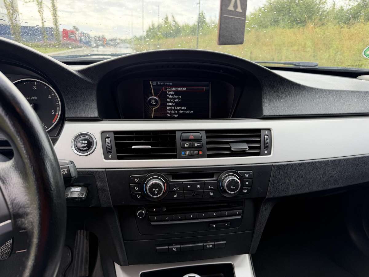BMW 320, 2.0 l., universalas