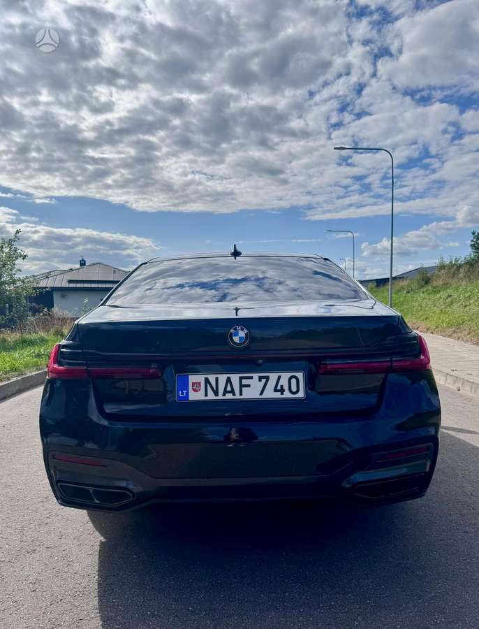 BMW 740, 3.0 l., Лимузин