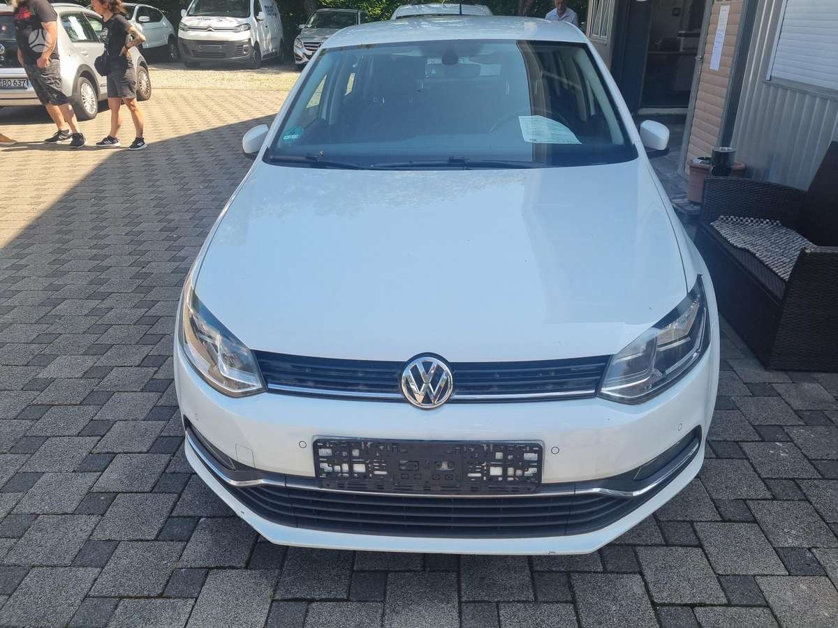 Volkswagen Polo - 4