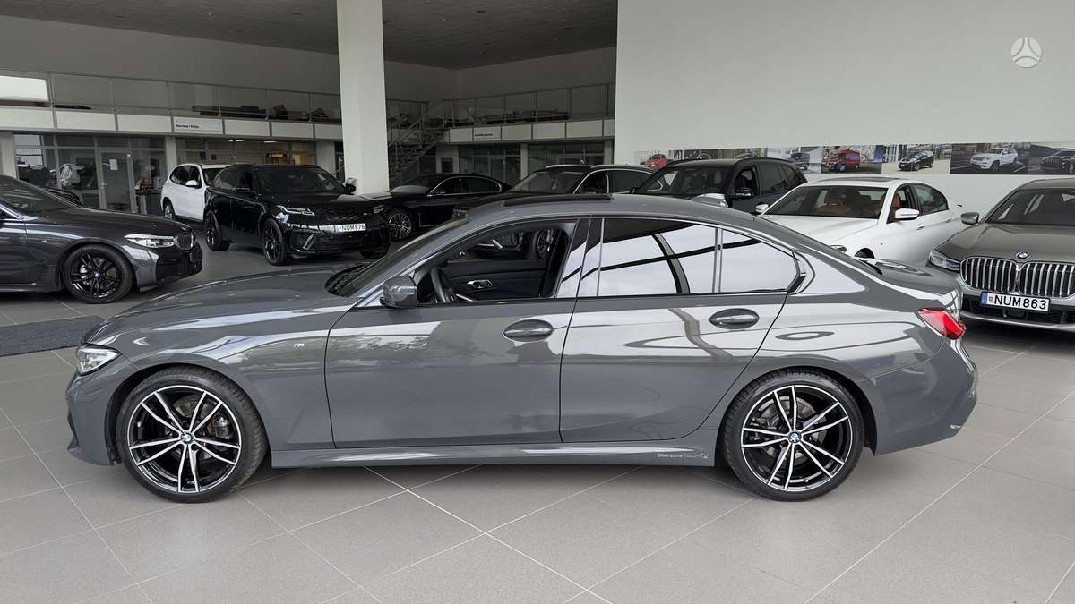 BMW 318, 2.0 l., Седан
