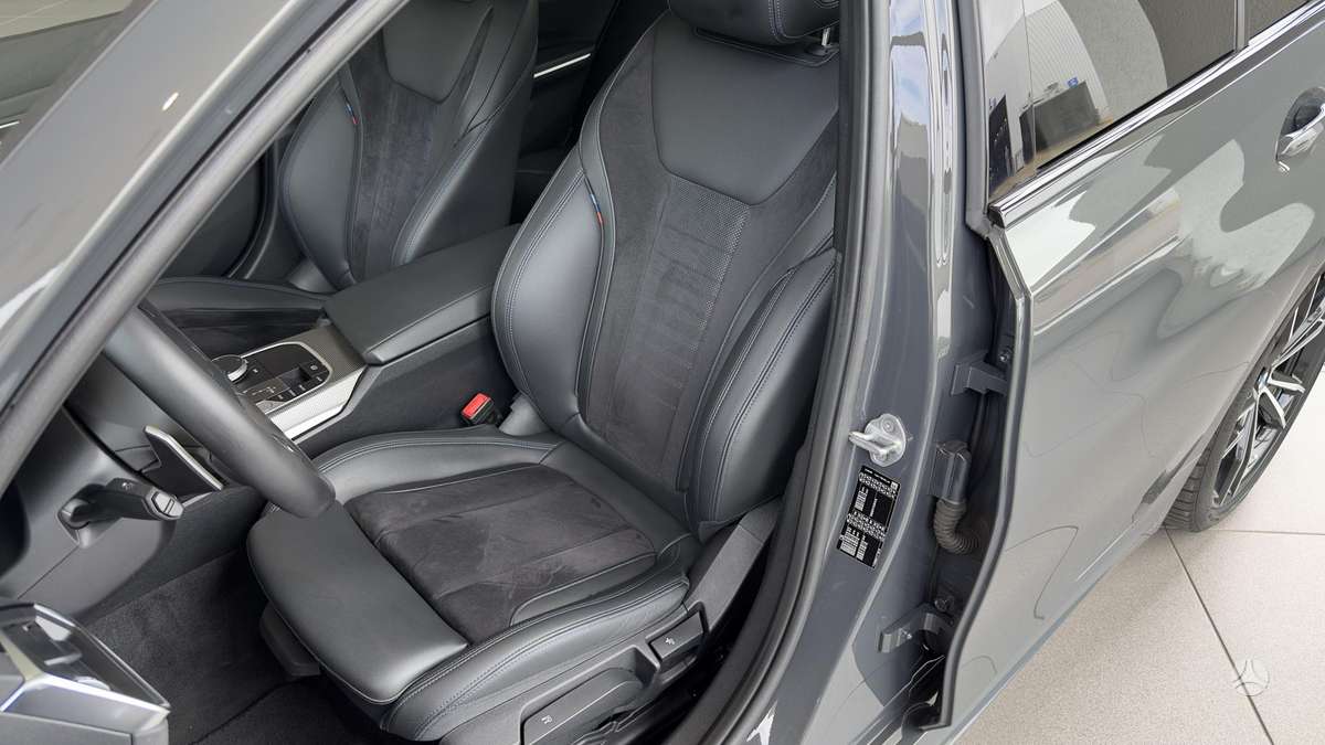 BMW 318, 2.0 l., Седан