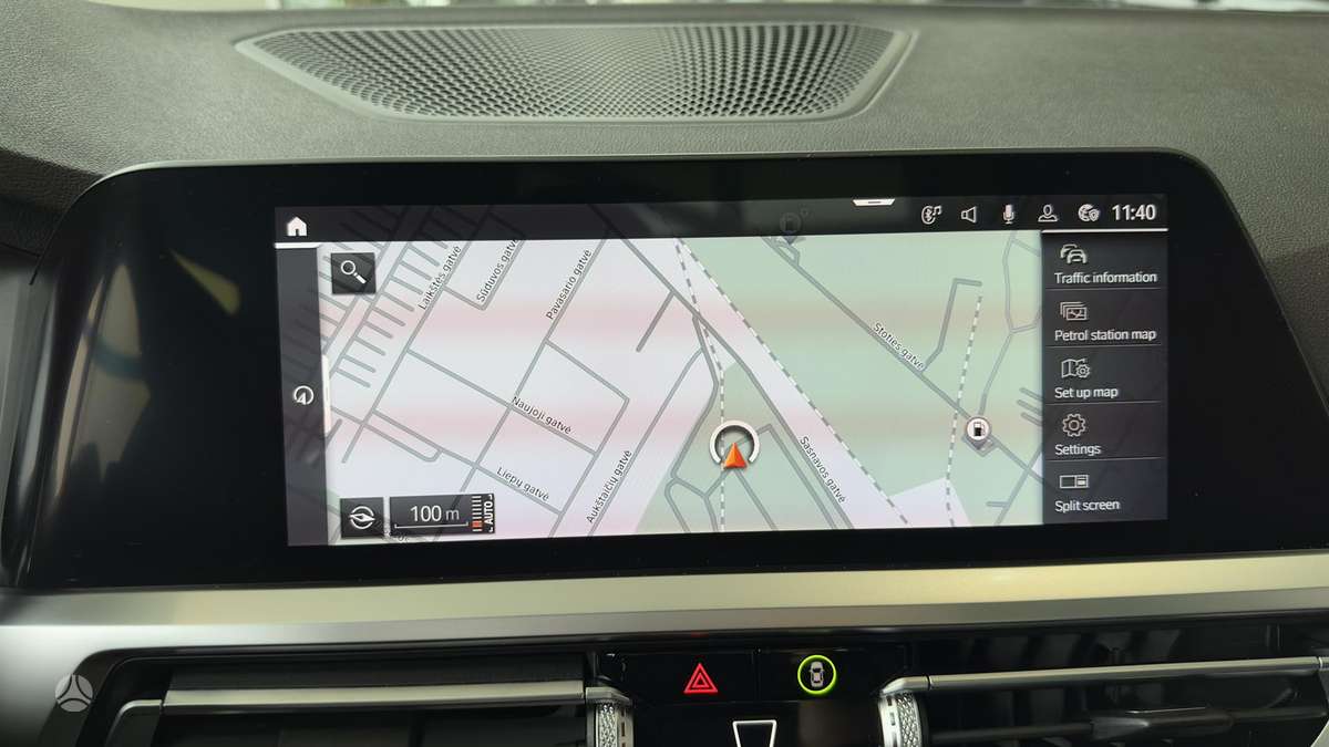 BMW 318, 2.0 l., Седан