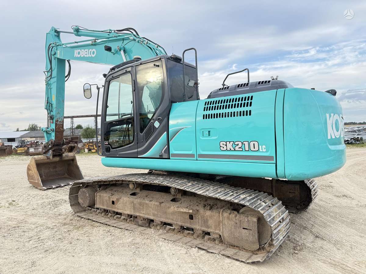 Kobelco SK 210 LC-9, ekskavatoriai