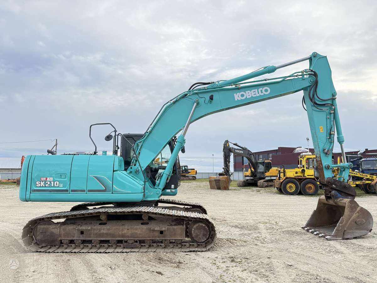 Kobelco SK 210 LC-9, ekskavatoriai